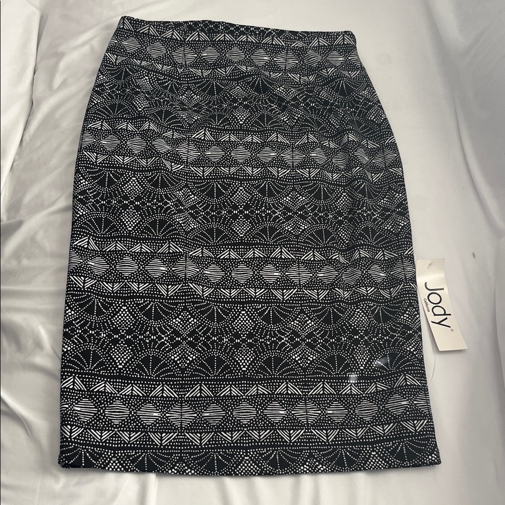 Jody Black and White Patterned Pencil Skirt
